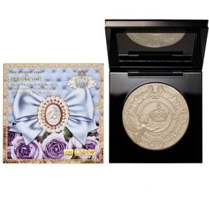 Pat McGrath x Bridgerton Skin Fetish: Sublime Skin Highlighter